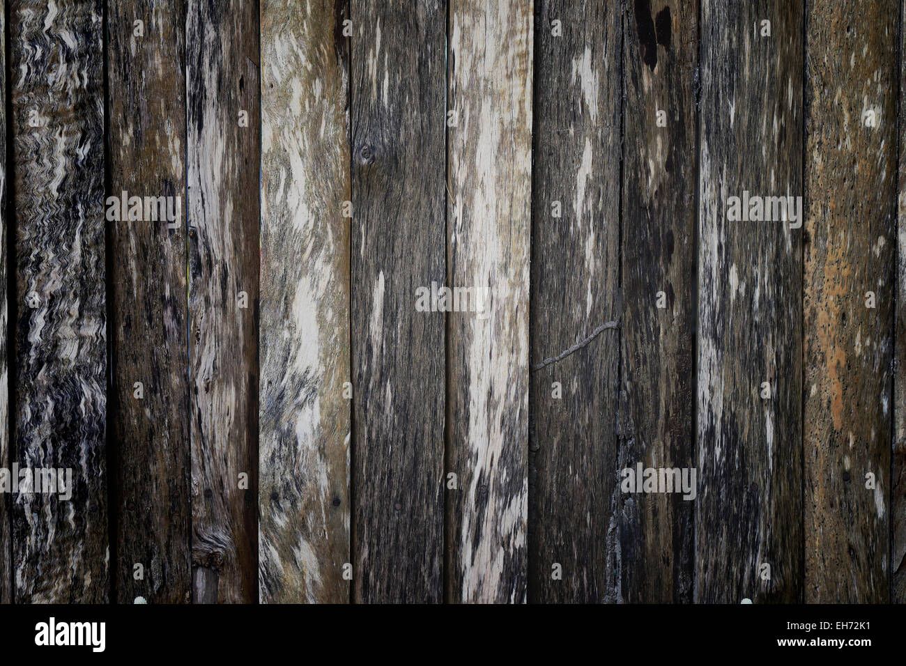 Viejas paredes de madera para la imagen de fondo. Foto de stock