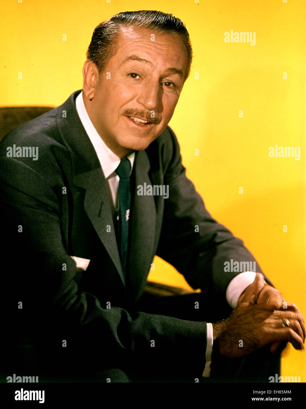 Walt Disney 1901 1996 Animador De Cine Americano Sobre 1955 Fotografía De Stock Alamy