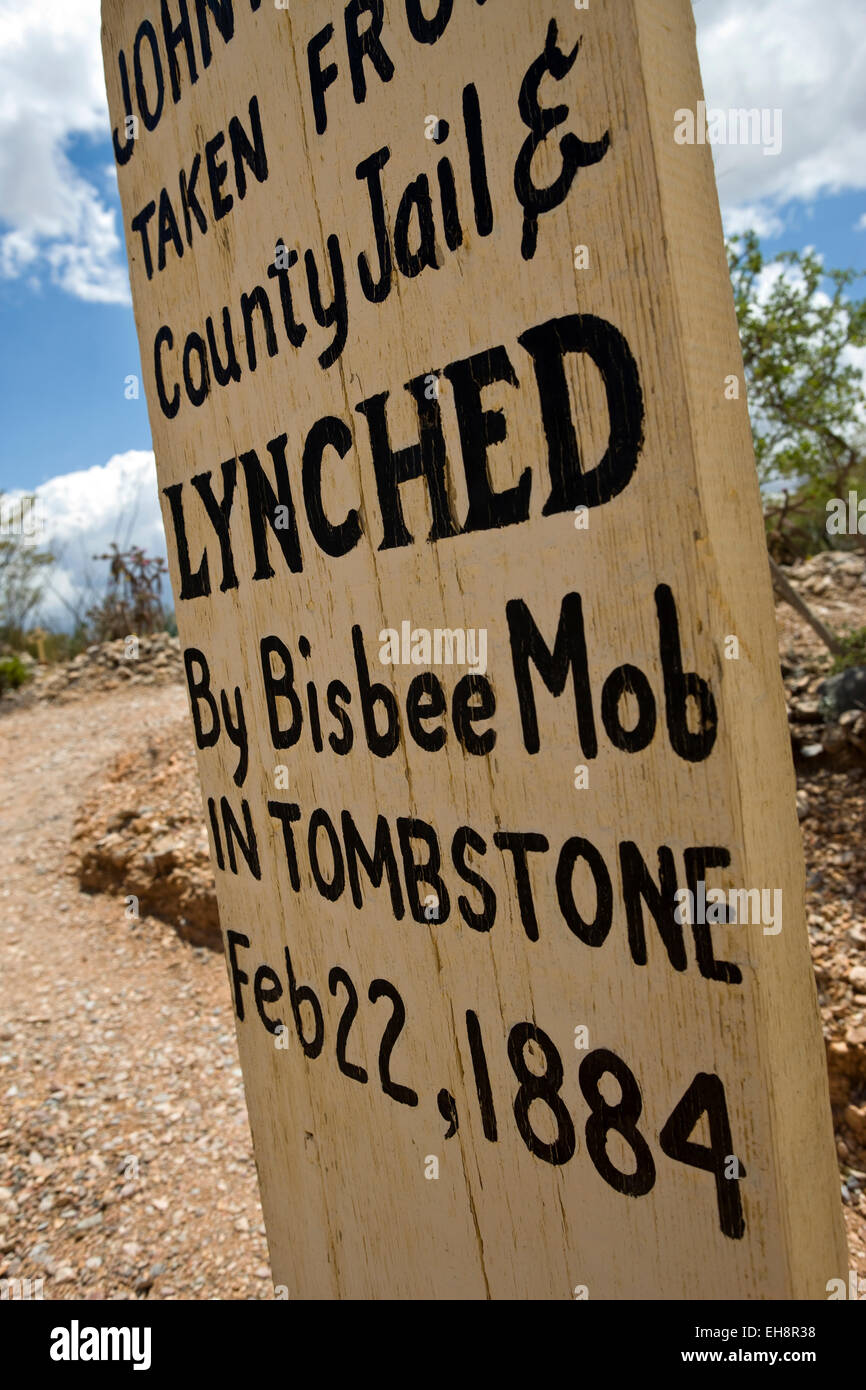 Lápida de madera Boot Hill cementerio lápida Condado de Cochise Arizona, EE.UU. Foto de stock