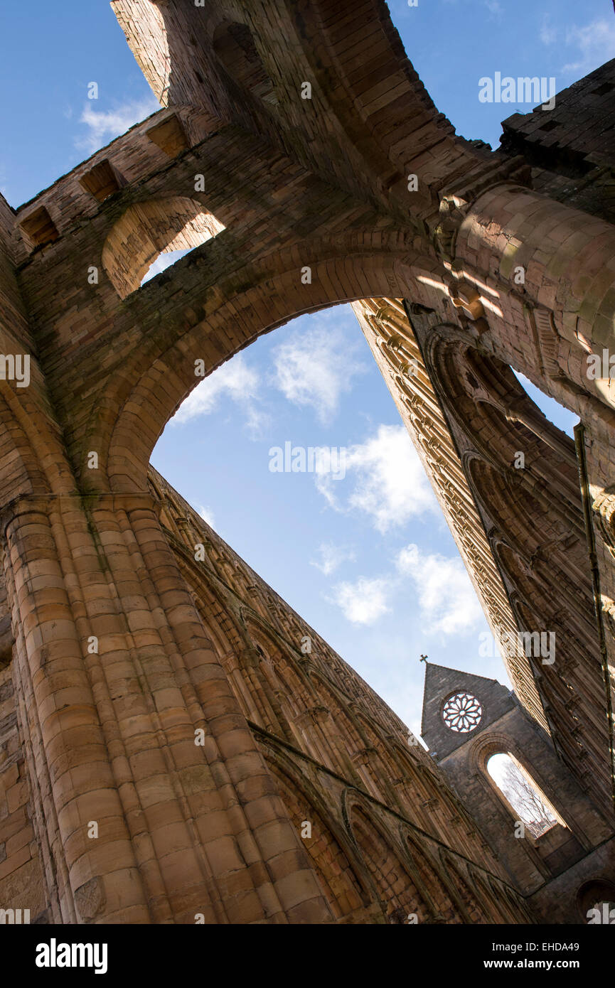 Jedburgh Abbey. En Jedburgh. Scottish Borders, Escocia Foto de stock