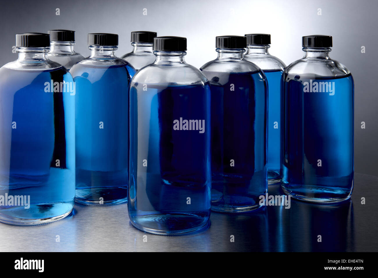 productos químicos azul Foto de stock