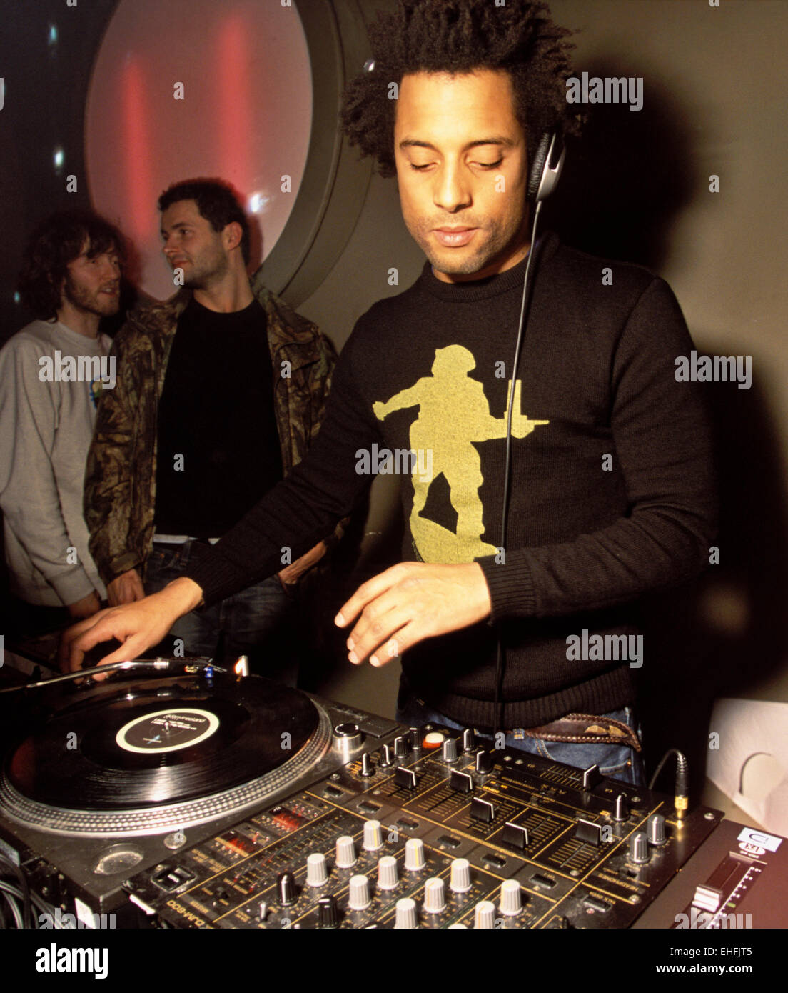 Perdido y Encontrado DJs en Salida East at 93ft East London. Foto de stock