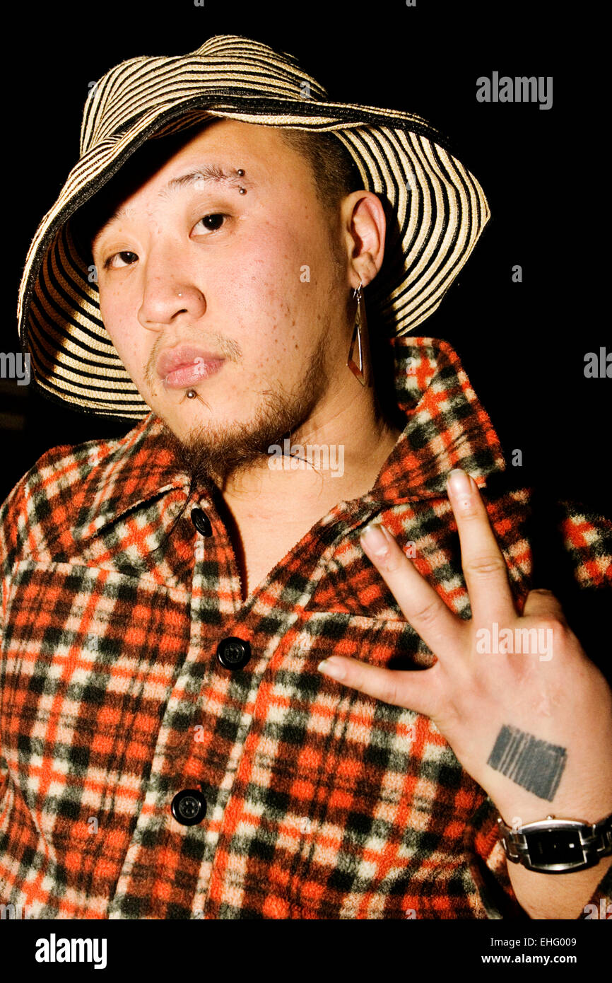 Hip hop dude en el Paramount club de Shanghai. Foto de stock