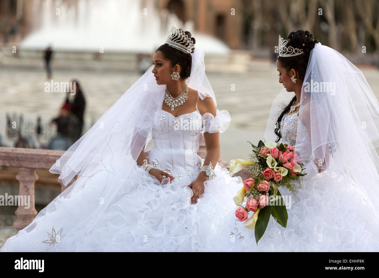 Novias plaza sales