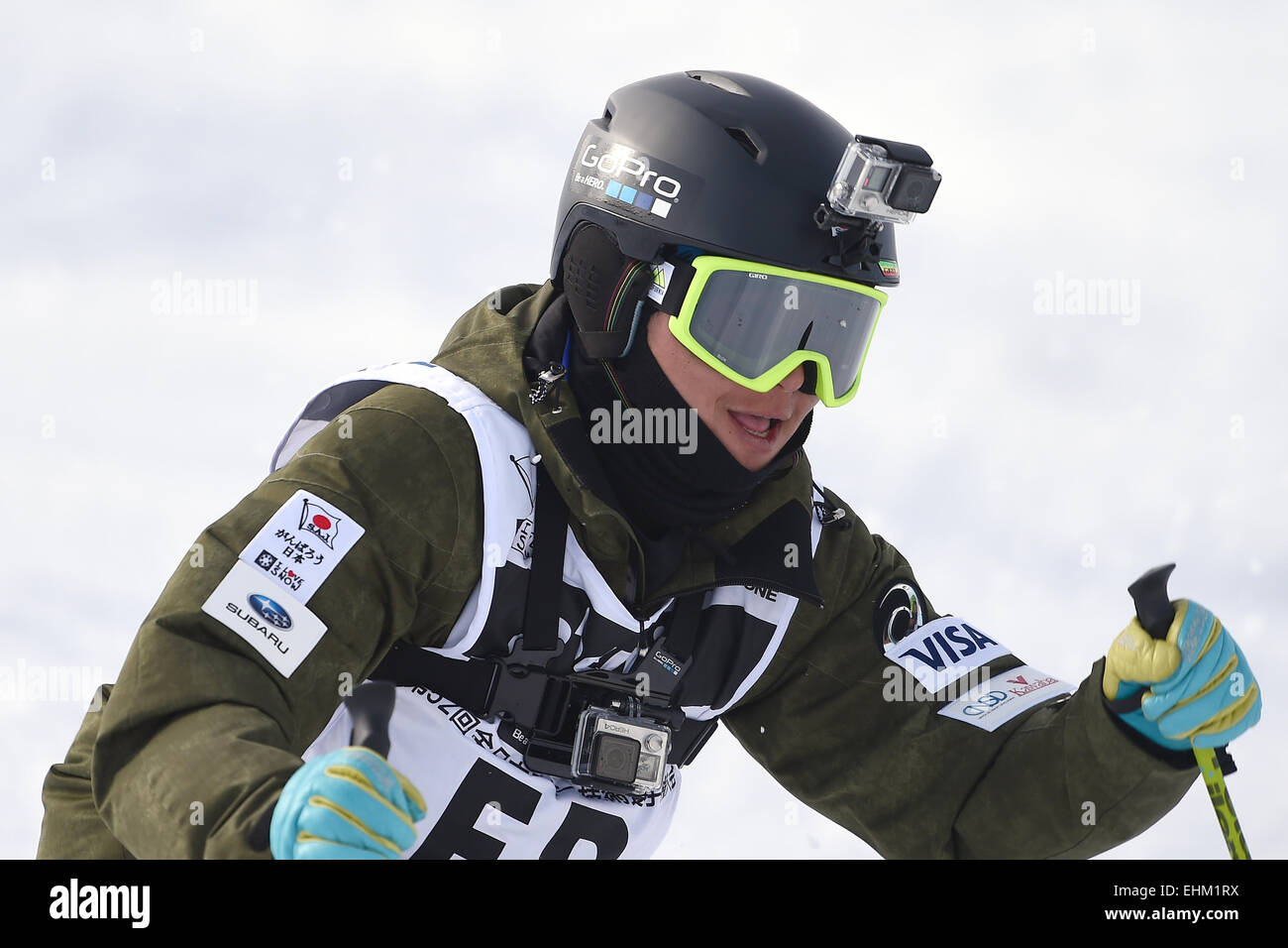 Gopro skiing fotografías e imágenes de alta resolución - Alamy