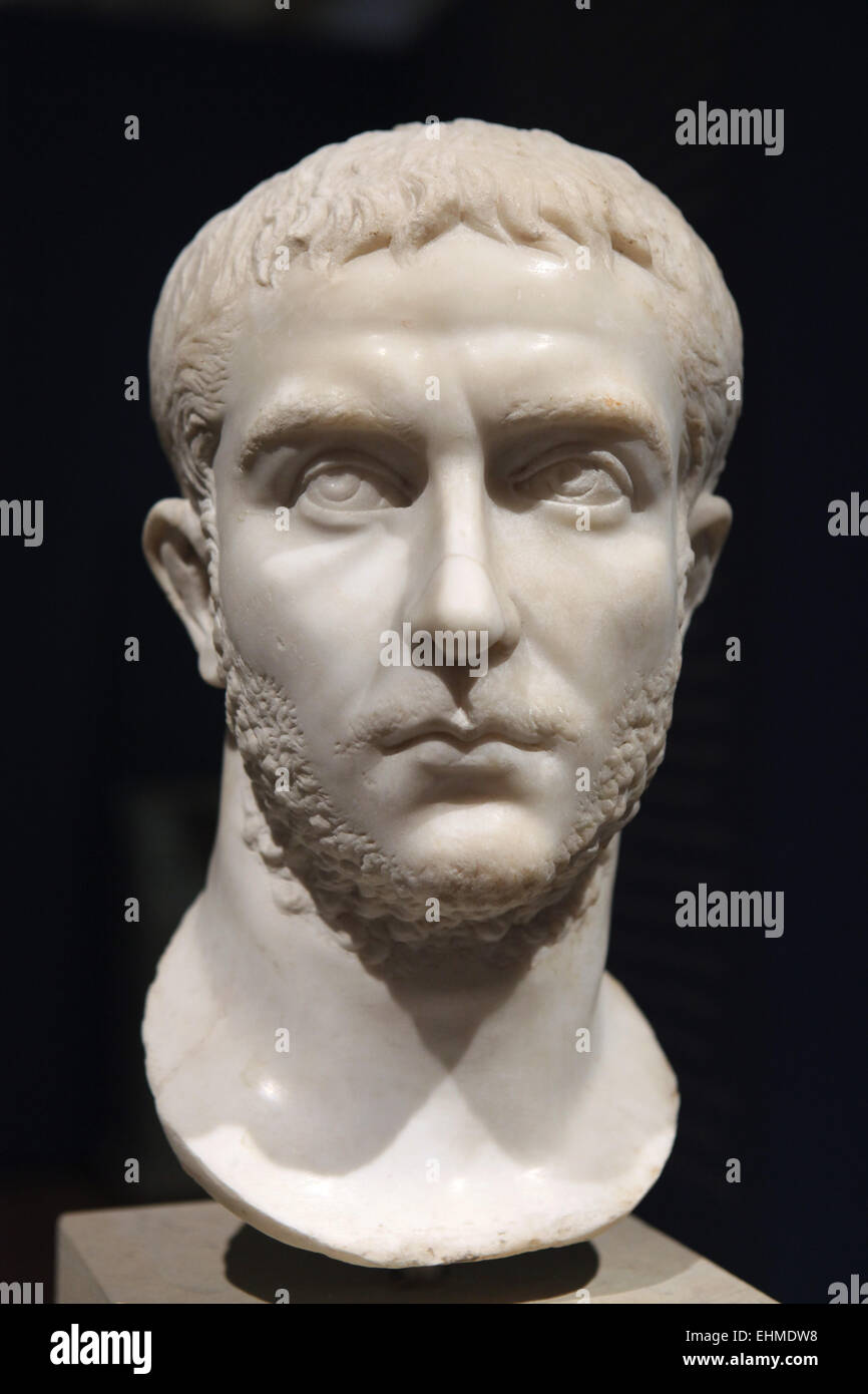 El emperador Gallienus. Busto de mármol romano de 253-260 AD. Altes Museum, Berlín, Alemania. Foto de stock