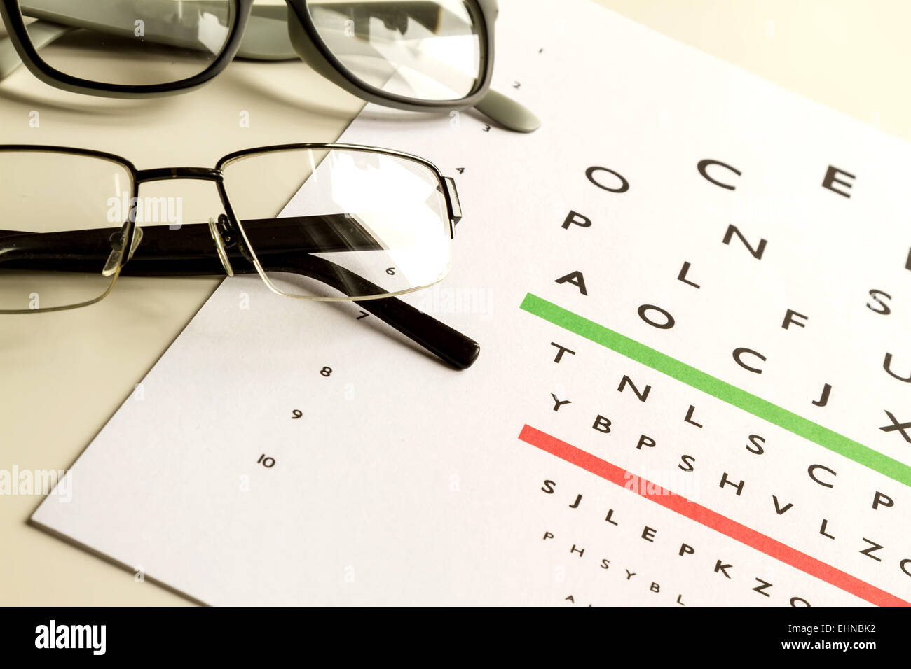 Examen de los ojos, gafas dioptría check up Foto de stock