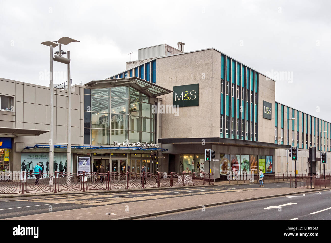 La entrada al centro comercial Regent Hamiton en Duke Street South Lanarkshire Escocia Foto de stock