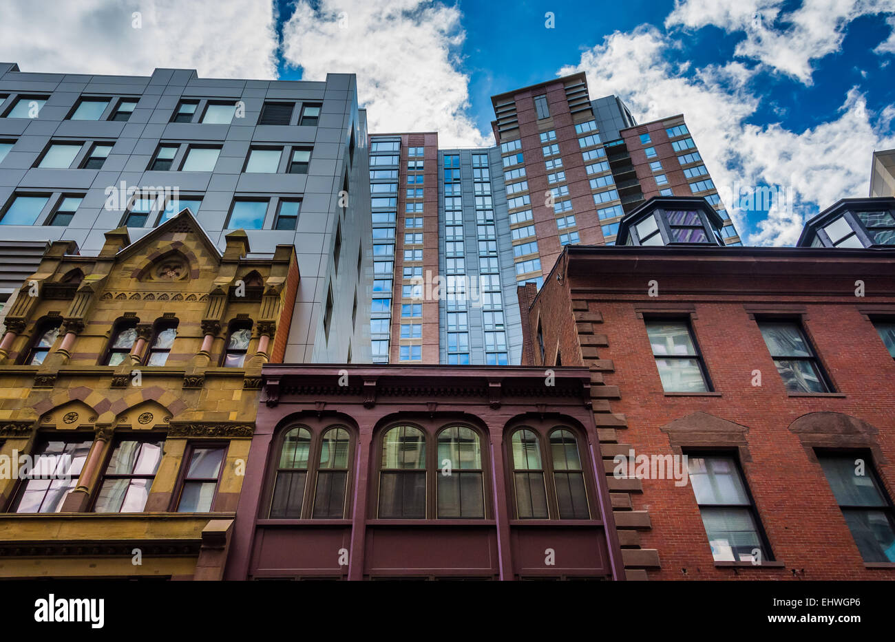 Arquitectura heterogénea en Boston, Massachusetts. Foto de stock