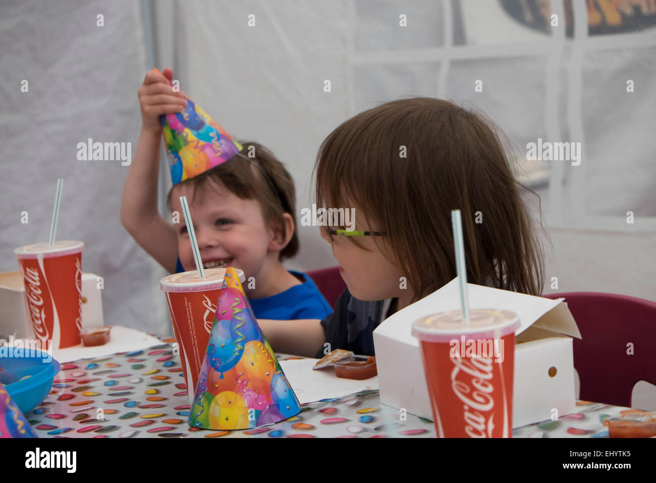 Fiesta de cumpleaños de niños Foto de stock