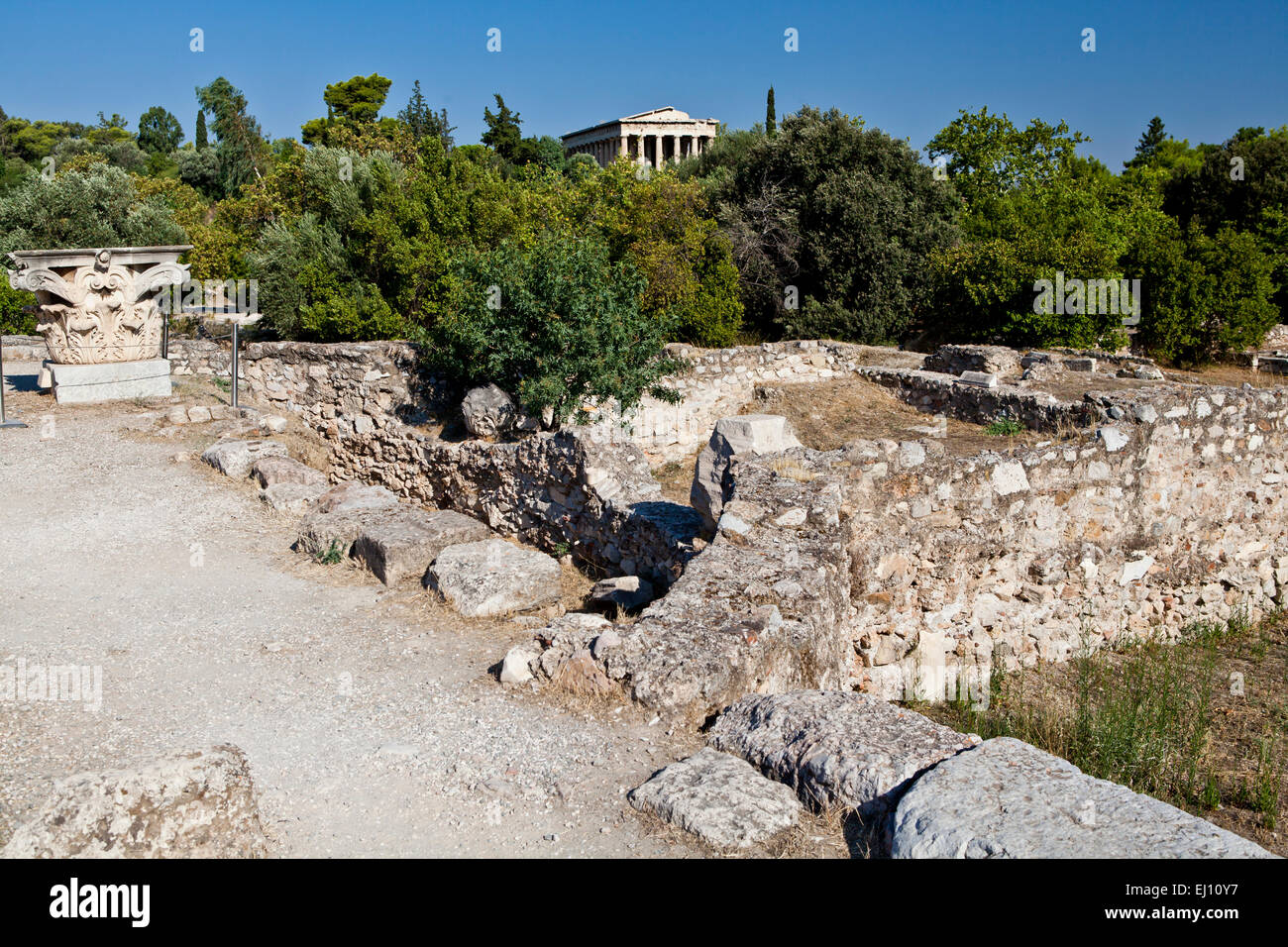 El Templo de Hefesto en el Ágora de Atenas en Atenas, Grecia. Foto de stock