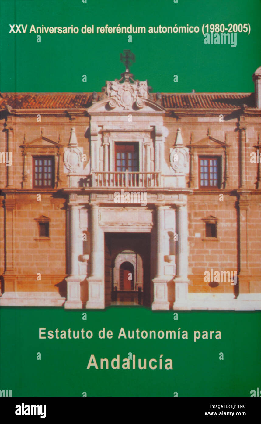 Portada del libro del Estatuto de Autonomía de Andalucía, la región de Andalucía, España, Europa Foto de stock