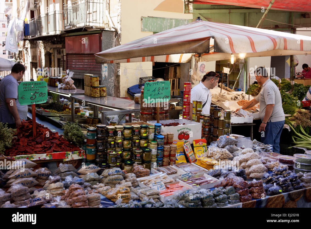 Palermo, Sicilia. Capo mercado. Foto de stock