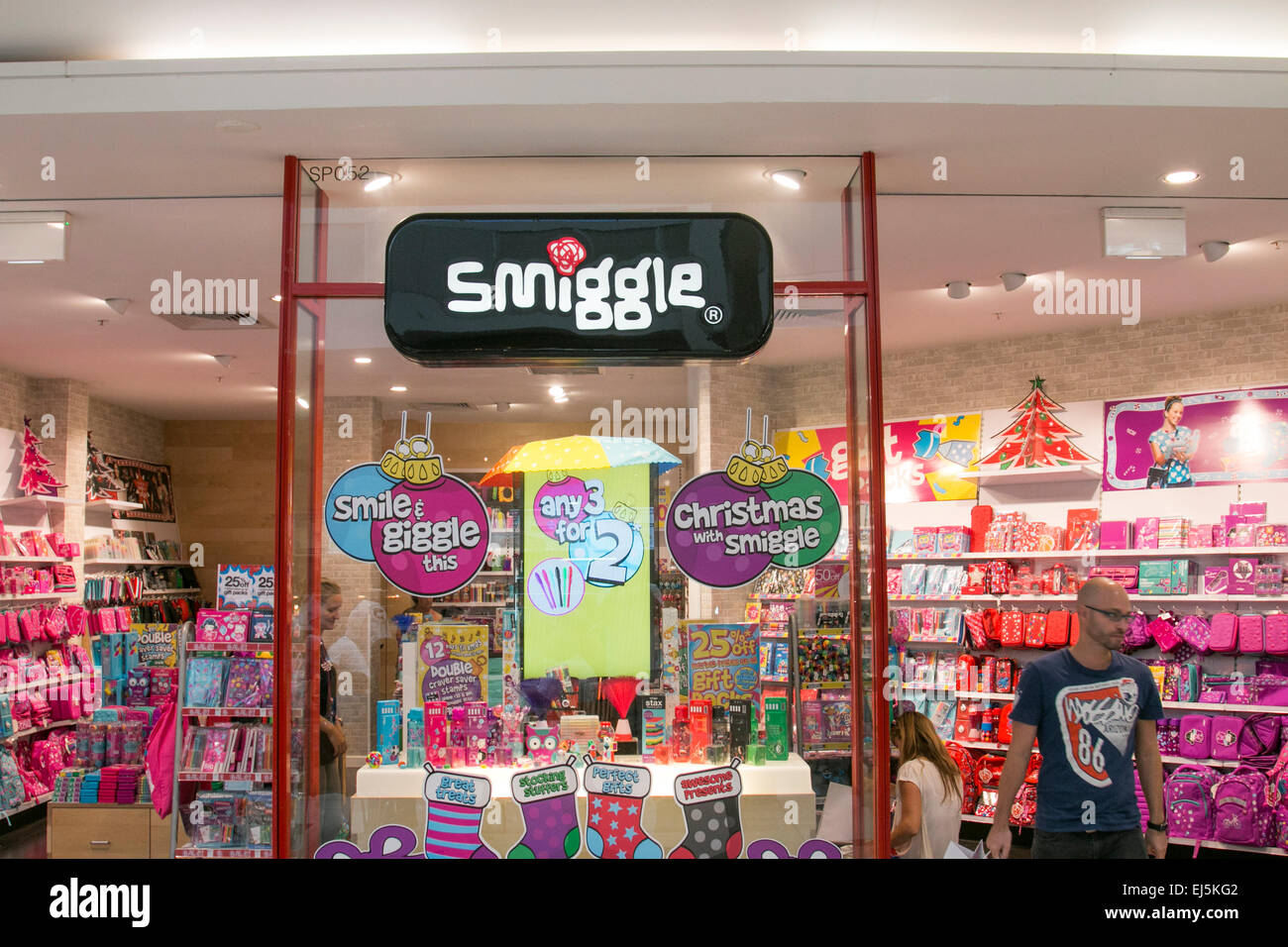 Smiggle shop fotografías e imágenes de alta resolución Alamy