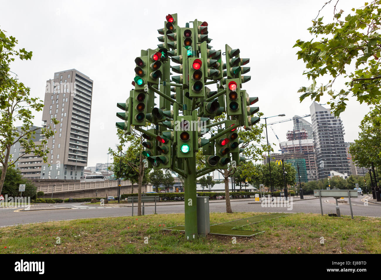 Traffic light tree london fotografías e imágenes de alta resolución Alamy