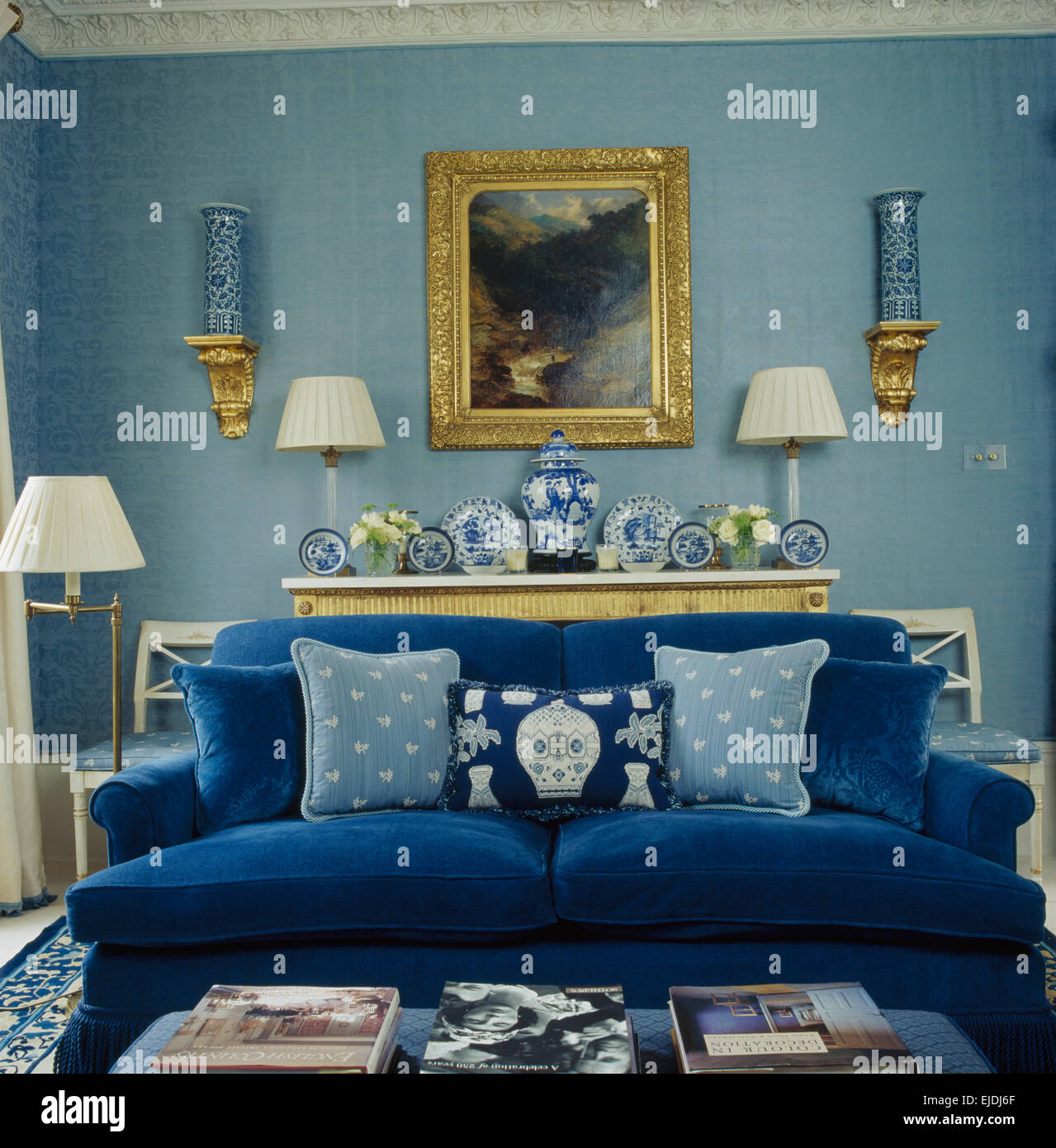 Decoración pared azul y dorado metal 106x8x80cm - Muebles Chaflan