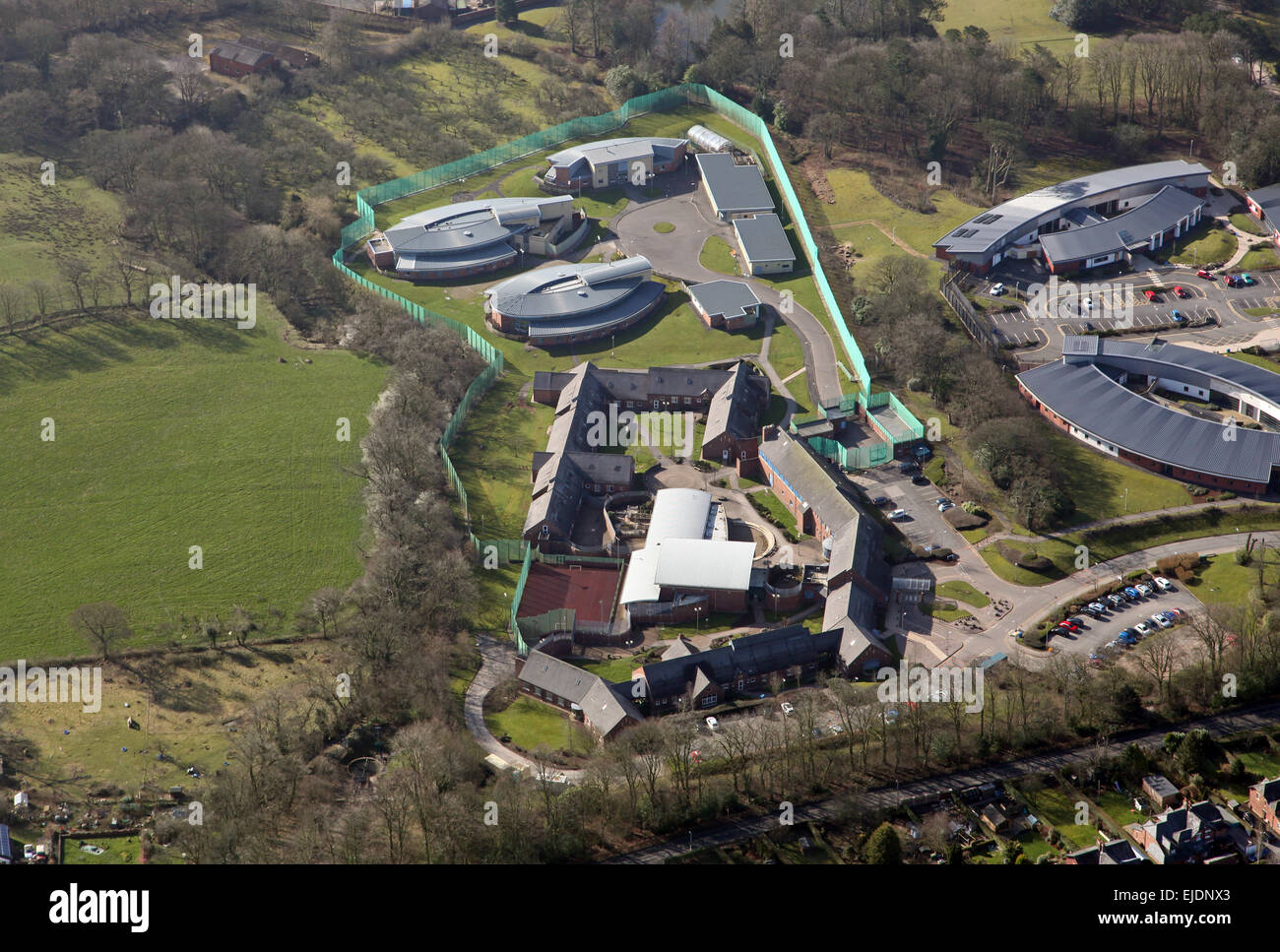 Vista aérea de Guild Lodge, un centro de salud mental, seguro cerca de Preston en Lancashire, Reino Unido Foto de stock