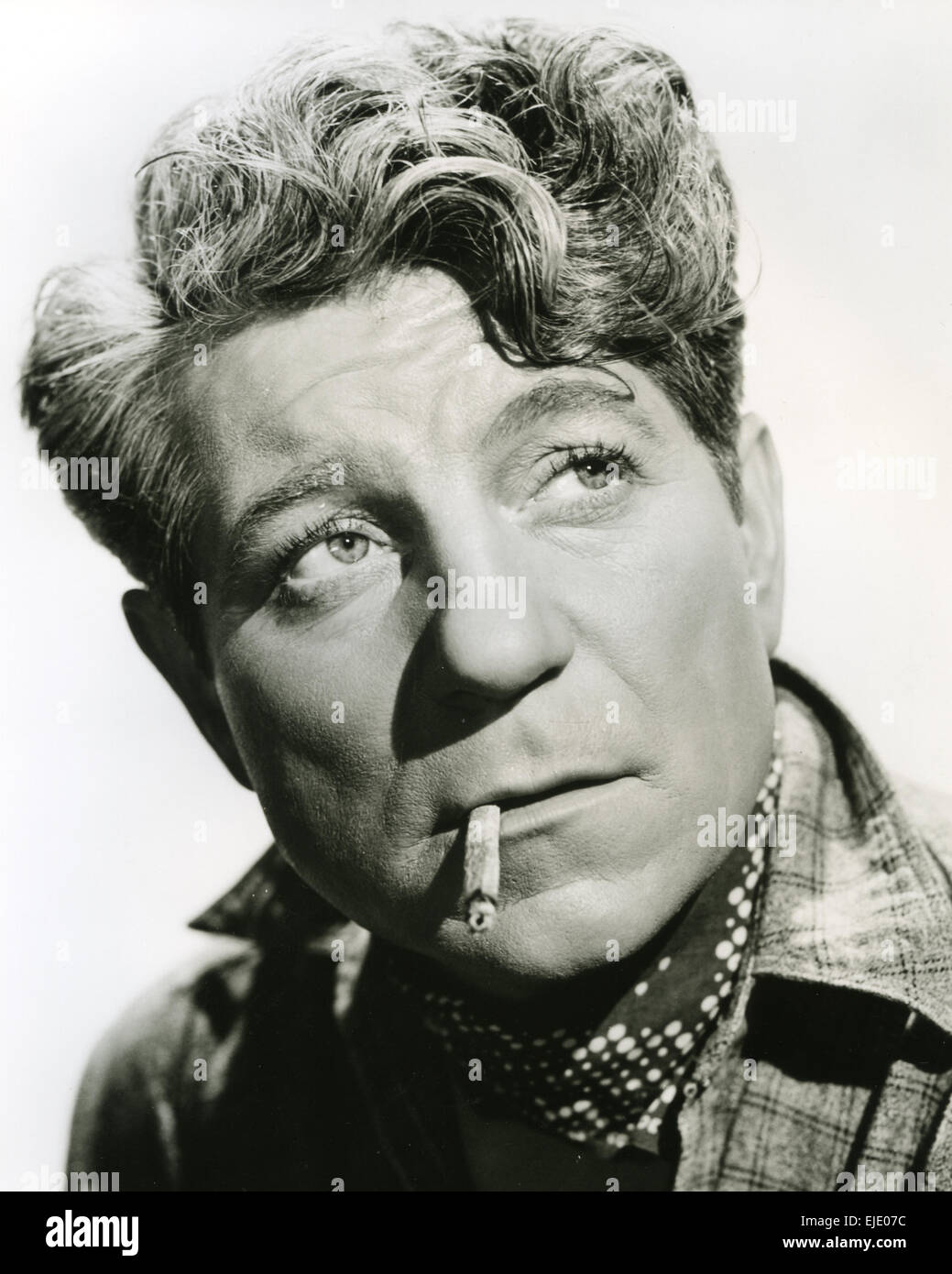 JEAN GABIN (1904-1976), actor y cantante francés alrededor de 1955 Foto de stock