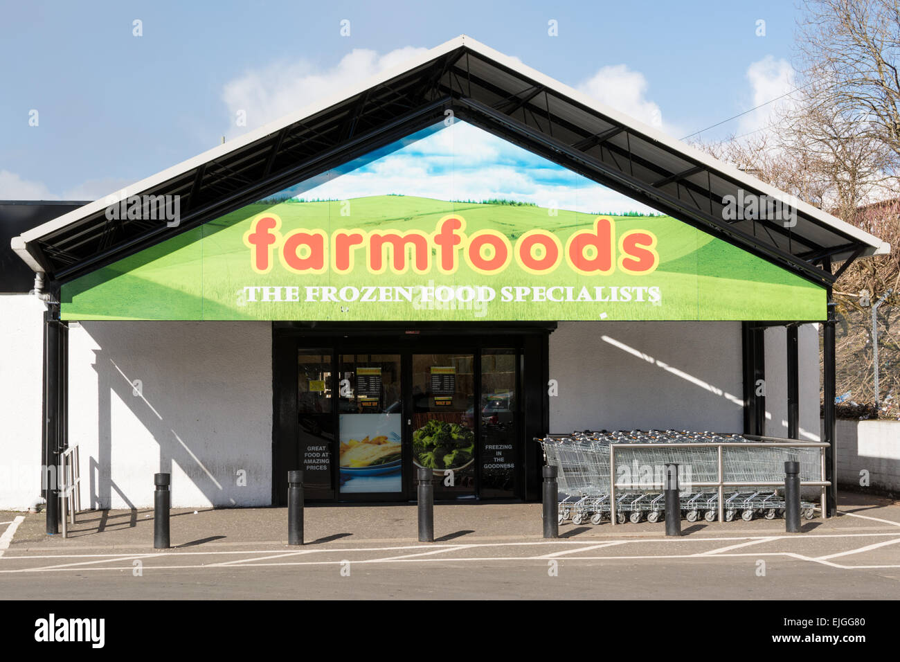 Cadena Farmfoods Supermercado especializado en productos congelados, Coatbridge, Escocia Foto de stock