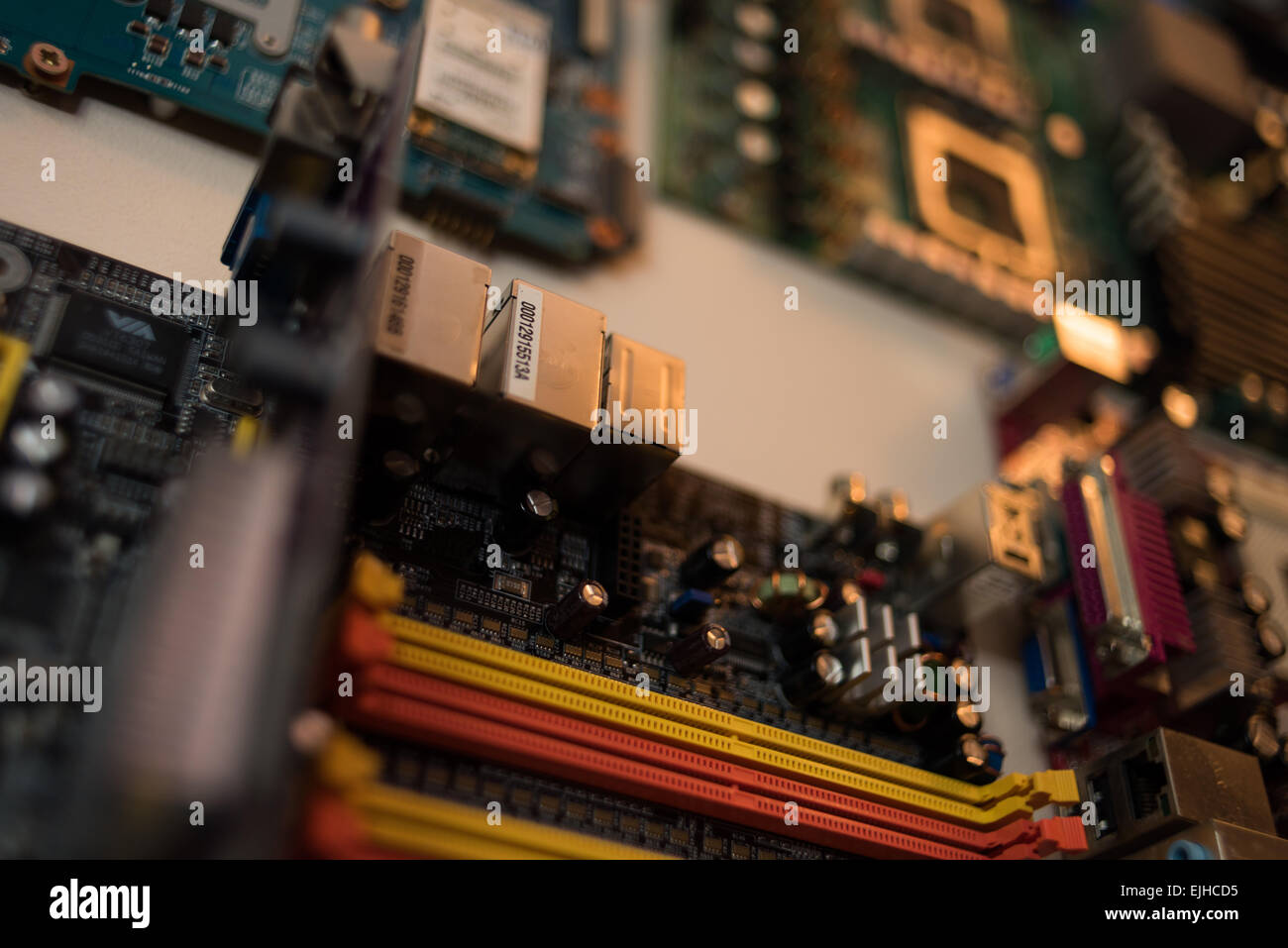 Colección de placas de circuitos - Motherboard con el enfoque selectivo Foto de stock