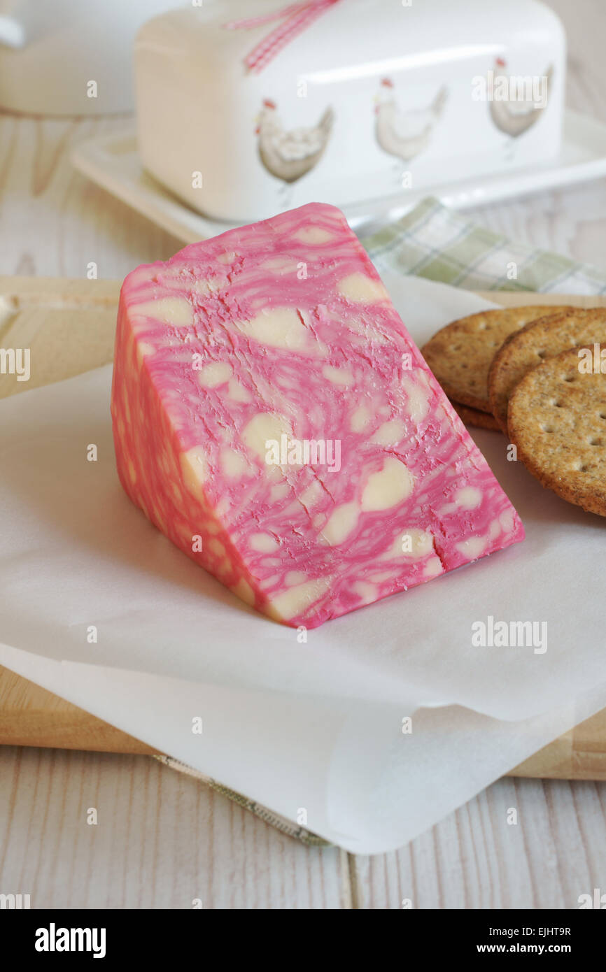 Windsor rojo queso queso cheddar inglés con vino de mármol como Burdeos