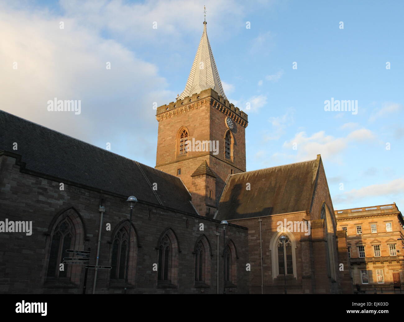 Exterior de St John's Kirk Perth Scotland Marzo de 2015 Foto de stock