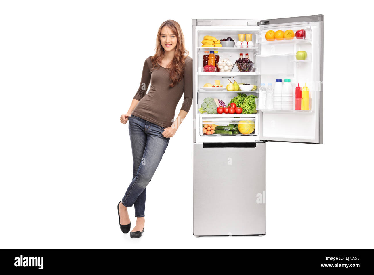 Refrigerador lleno de comida fotografías e imágenes de alta resolución -  Alamy
