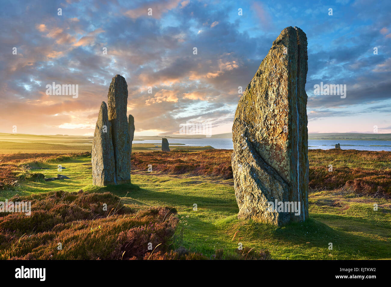 El anillo de brodgar, circa 2500 bc, neolítico y Stone Henge círculo, sitio del patrimonio mundial de la unesco, Orkney, Escocia Foto de stock