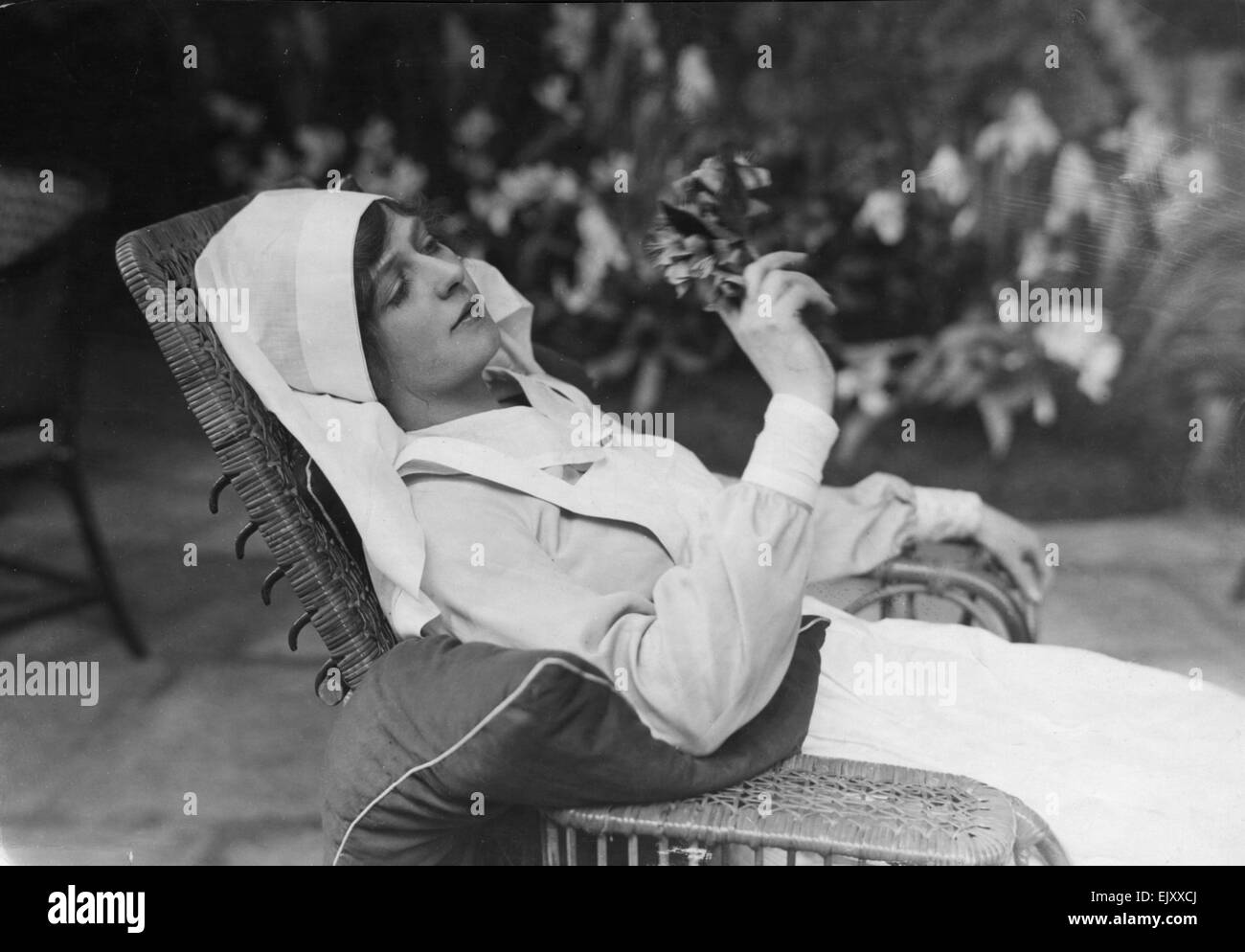 Escena de la obra de teatro el amor en una cabaña. El 31 de enero de 1918 . Foto de stock