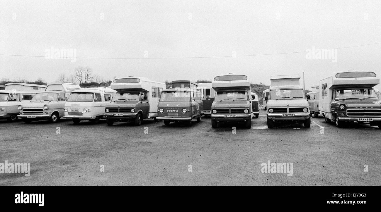 Autocaravanas. El 30 de diciembre de 1977. *** Título Local *** watscan - - 03/02/2010 - - Foto de stock