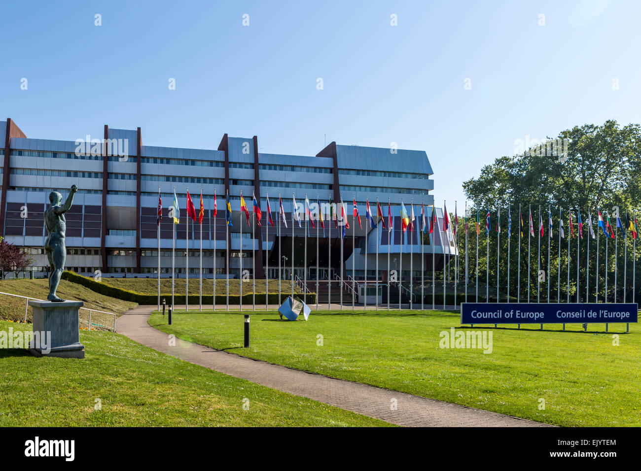 Exterior y motivos de la sede del Consejo de Europa en Estrasburgo, Francia Foto de stock