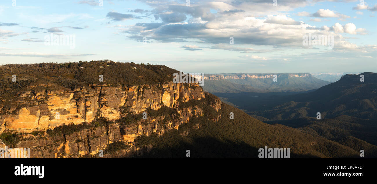 Punto sublime y Valle Jamison Parque Nacional Blue Mountains de Nueva Gales del Sur, Australia Foto de stock