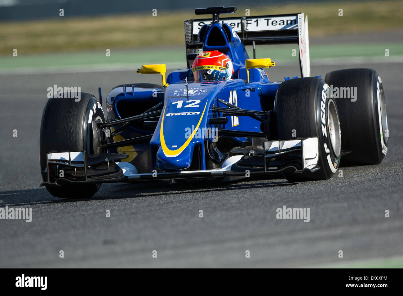 Conductor Felipe Nasr. Equipo Sauber. Fórmula Uno días de test en el Circuit de Catalunya. Montmelo, España. Febrero 27, 2015 Foto de stock