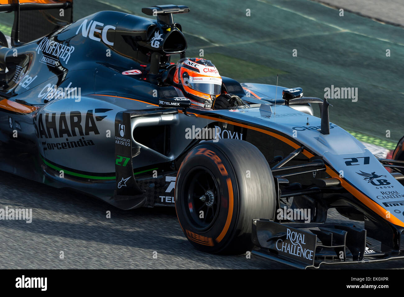 Conductor Nico Hulkenberg. Equipo Force India. Fórmula Uno días de test en el Circuit de Catalunya. Montmelo, España. Febrero 27, 2015 Foto de stock