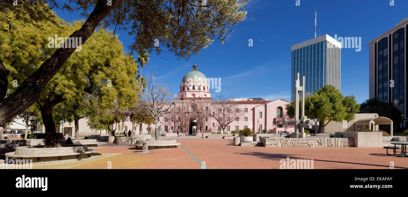 El Pima County Courthouse en el Presidio Park, Tucson Foto de stock