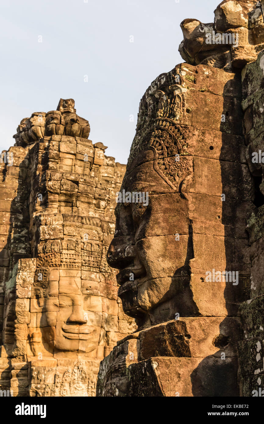 Torres de cuatro caras de Prasat Bayon, Angkor Thom, Angkor, UNESCO, Siem Reap, Camboya, en Indochina, en el sudeste de Asia, Asia Foto de stock