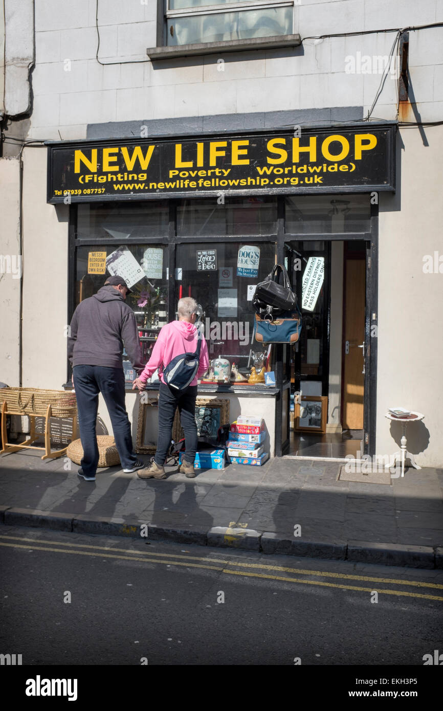 Súper tiendas fotografías e imágenes de alta resolución Alamy