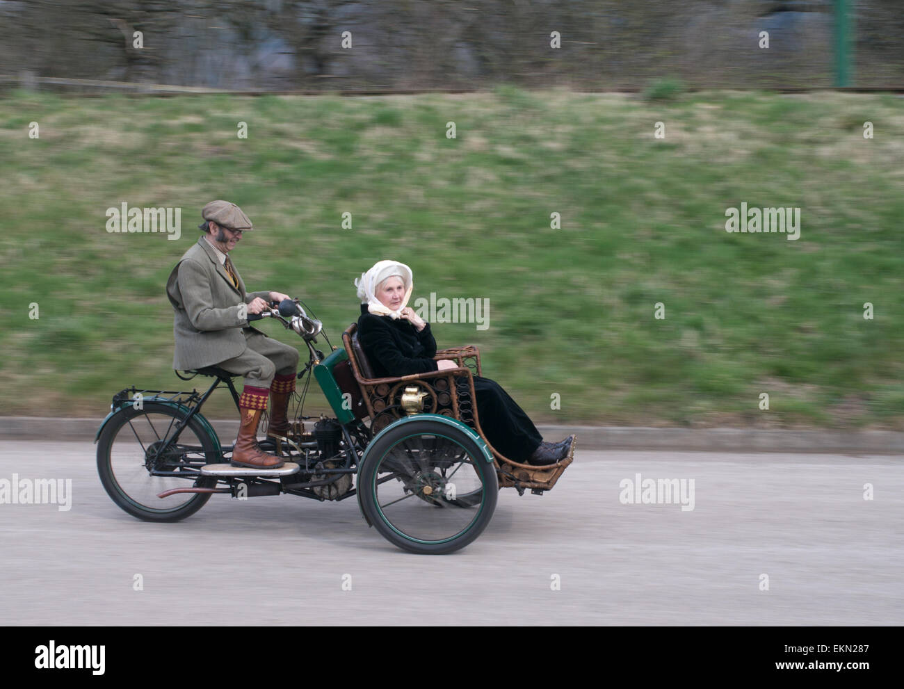 Moto triciclo moto fotografías e imágenes de alta resolución - Alamy