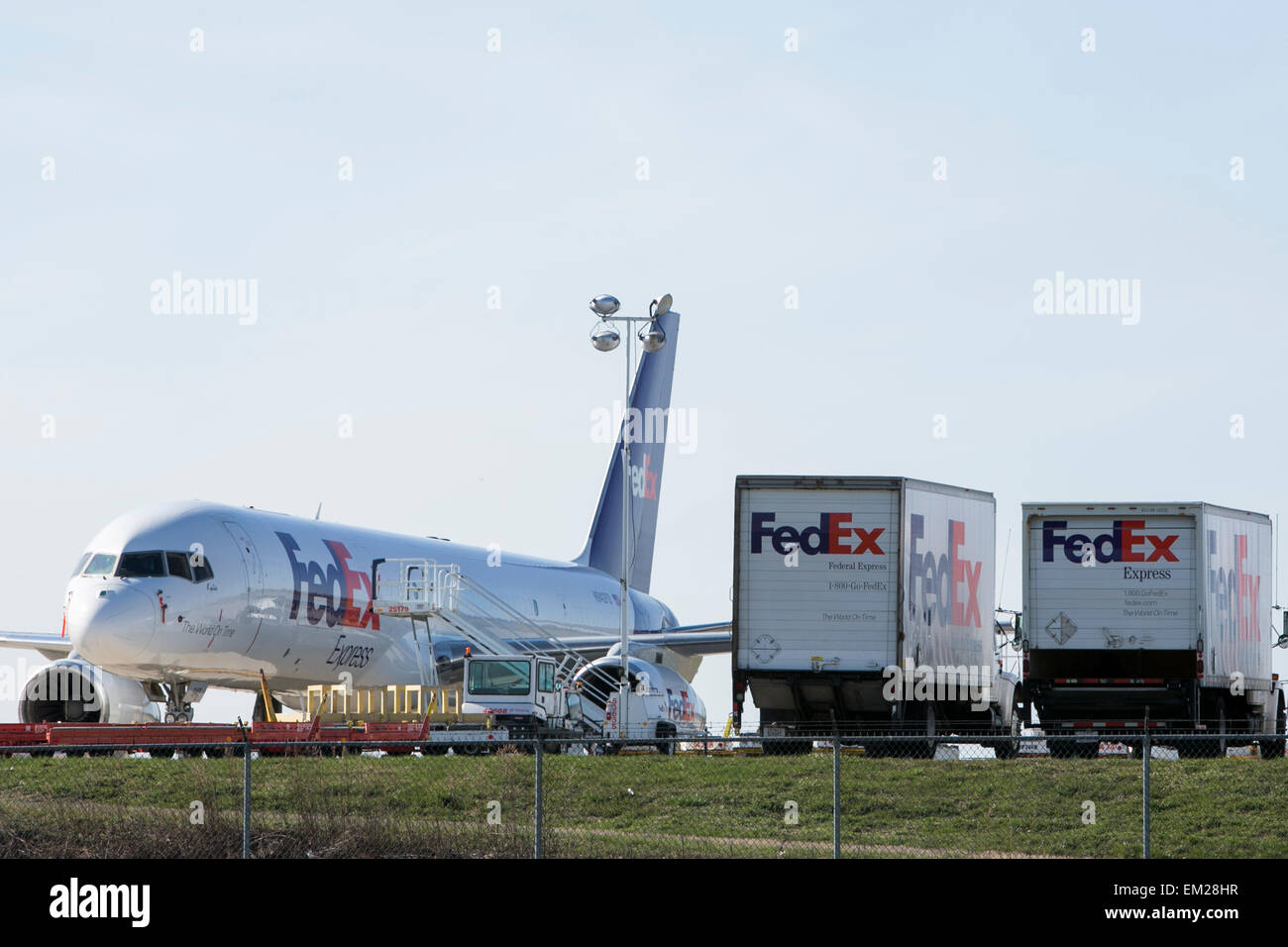Aviones de carga de FedEx en el Aeropuerto Internacional de Lehigh Valley en Allentown, Pensilvania. Foto de stock