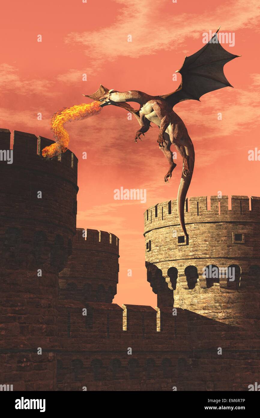 Dragón de Fuego en vuelo atacar castillo medieval bajo el cielo anaranjado Foto de stock