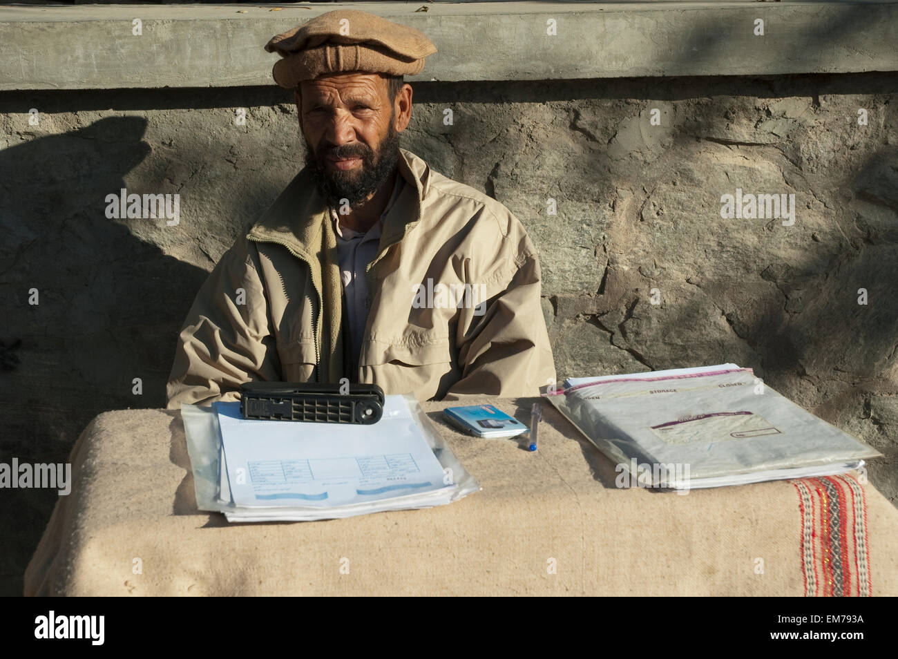 Notario Público afgano de Charikar, en la provincia de Parwan, Afganistán Foto de stock
