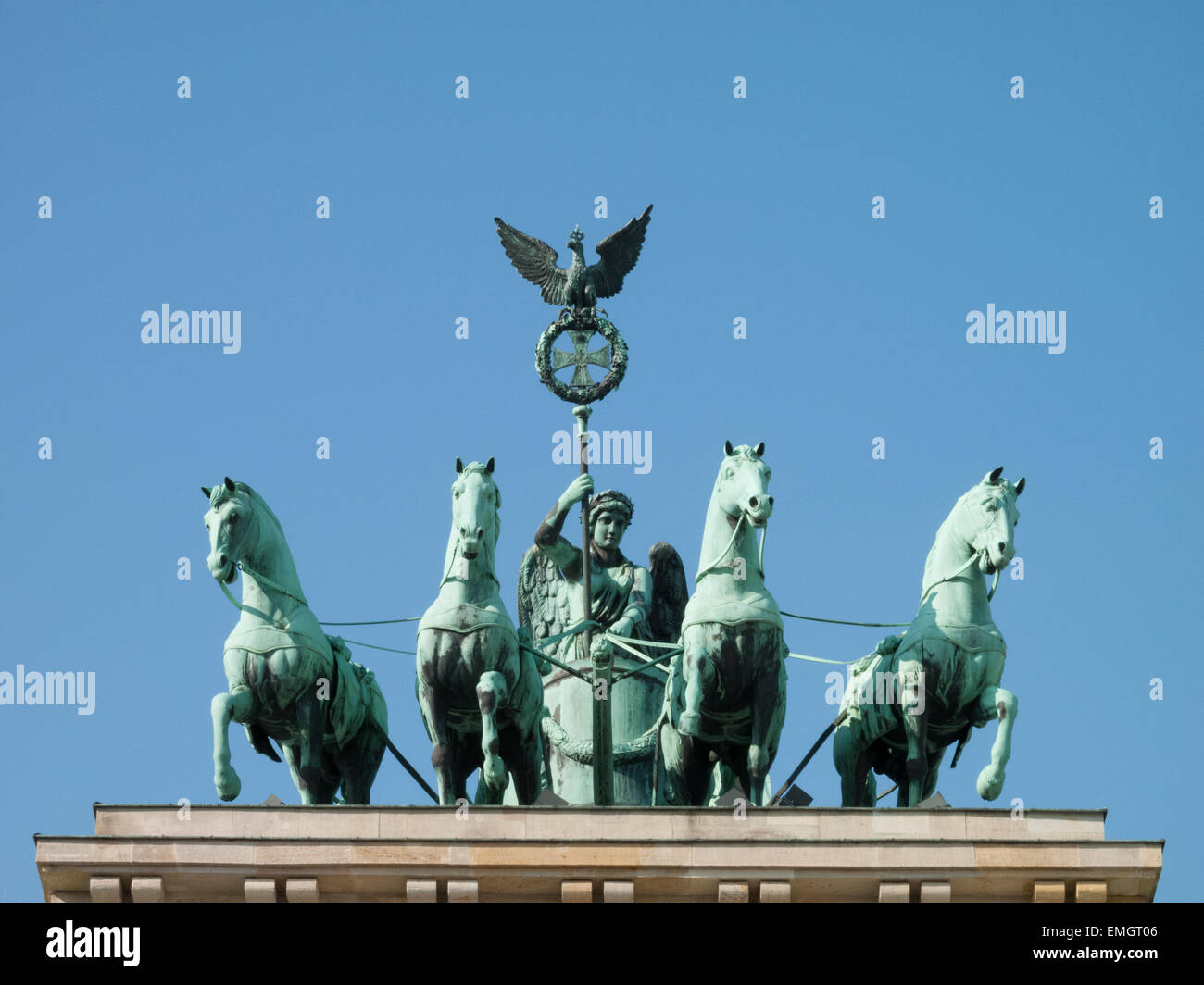 Detalle de la cuadriga , Brandenburg Gate de la ciudad de Berlin Foto de stock