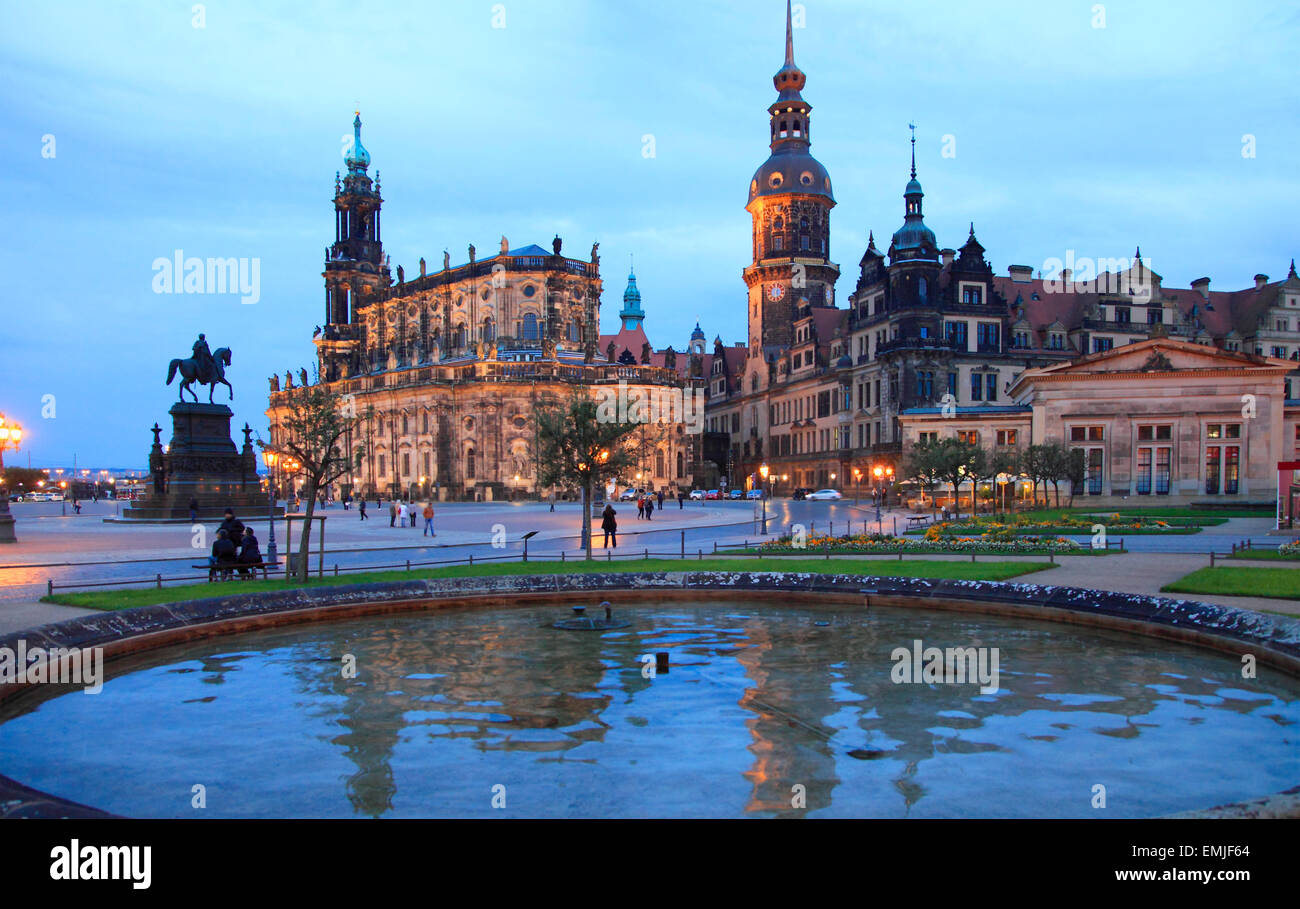 Alemania, en el Estado federado de Sajonia, Dresden, La Catedral, el castillo, Foto de stock