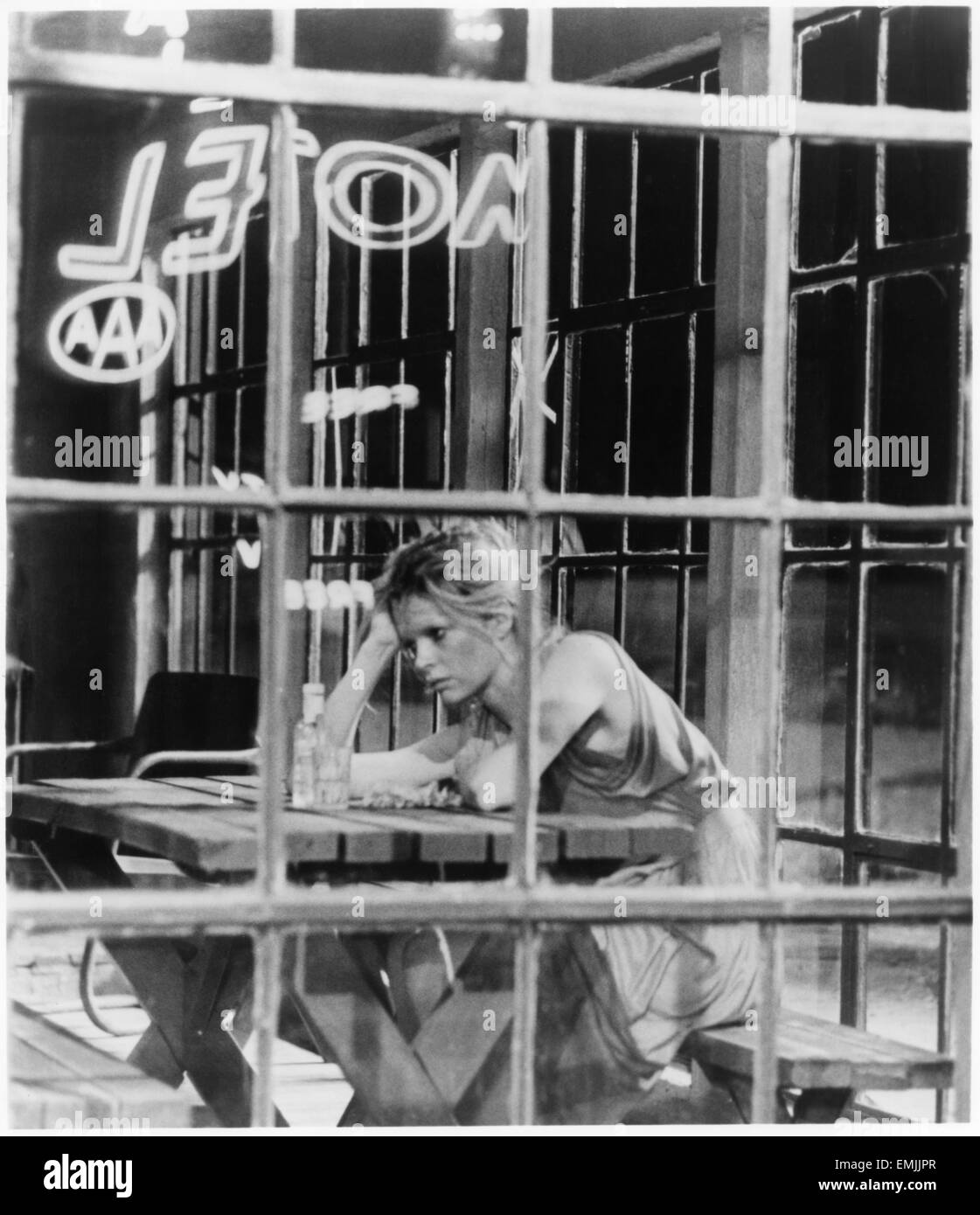 Kim Basinger, en el plató de la película "Loco por Amor", 1985 Foto de stock