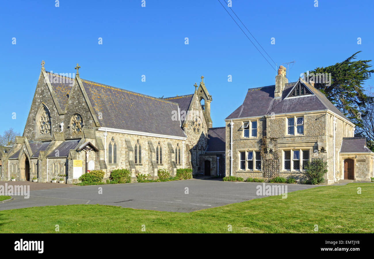 Santa Catalina de Alejandría y sacerdotes de la Iglesia Católica Romana casa en Littlehampton, West Sussex, Inglaterra. Foto de stock