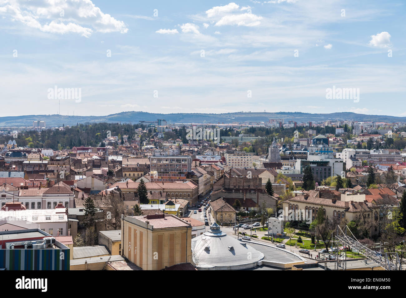 Alta Vista de Cluj Napoca ciudad en Rumania Foto de stock