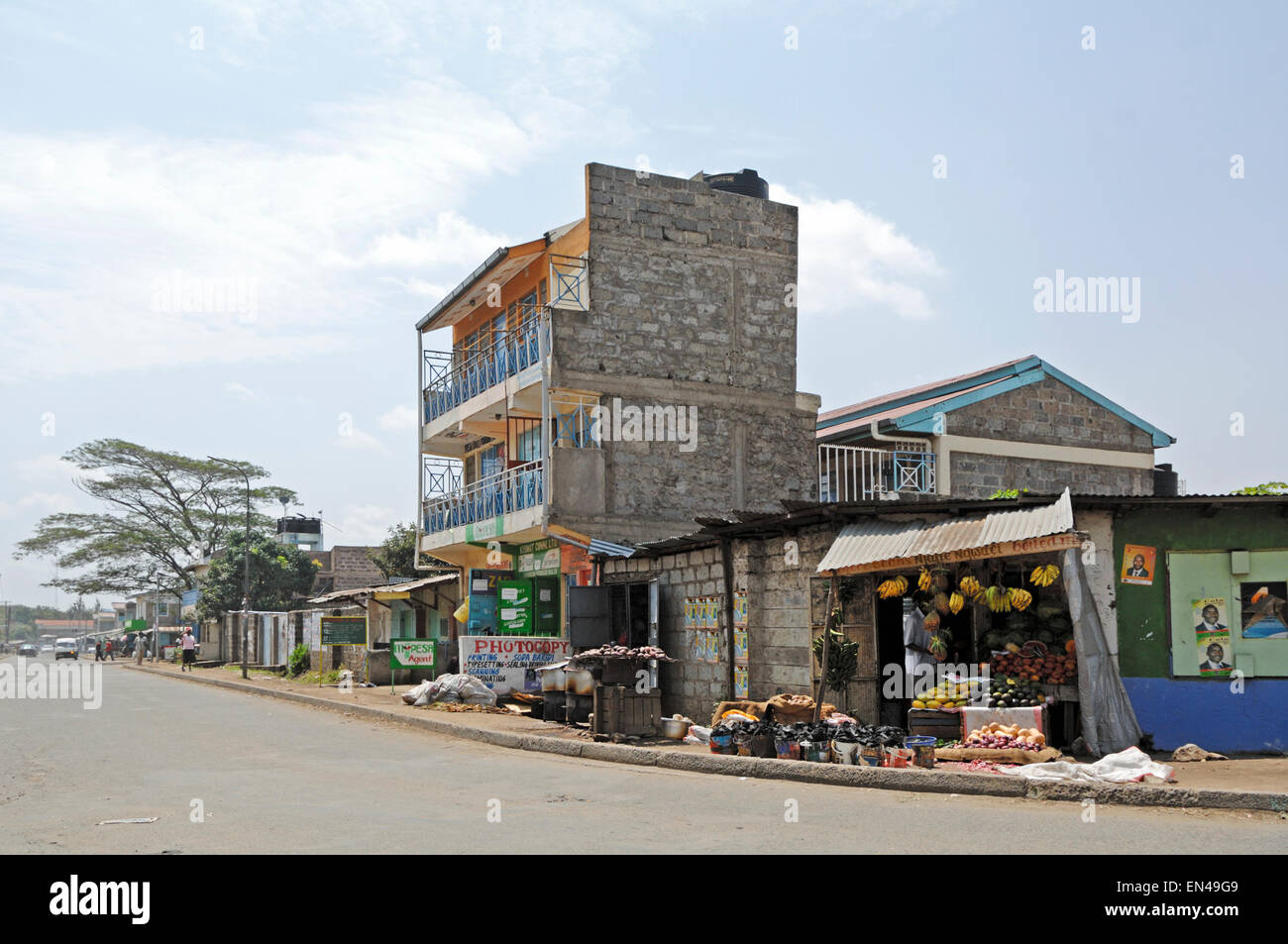 Extraño, edificio independiente en Dandora, Nairobi, Kenya, Africa. Foto de stock