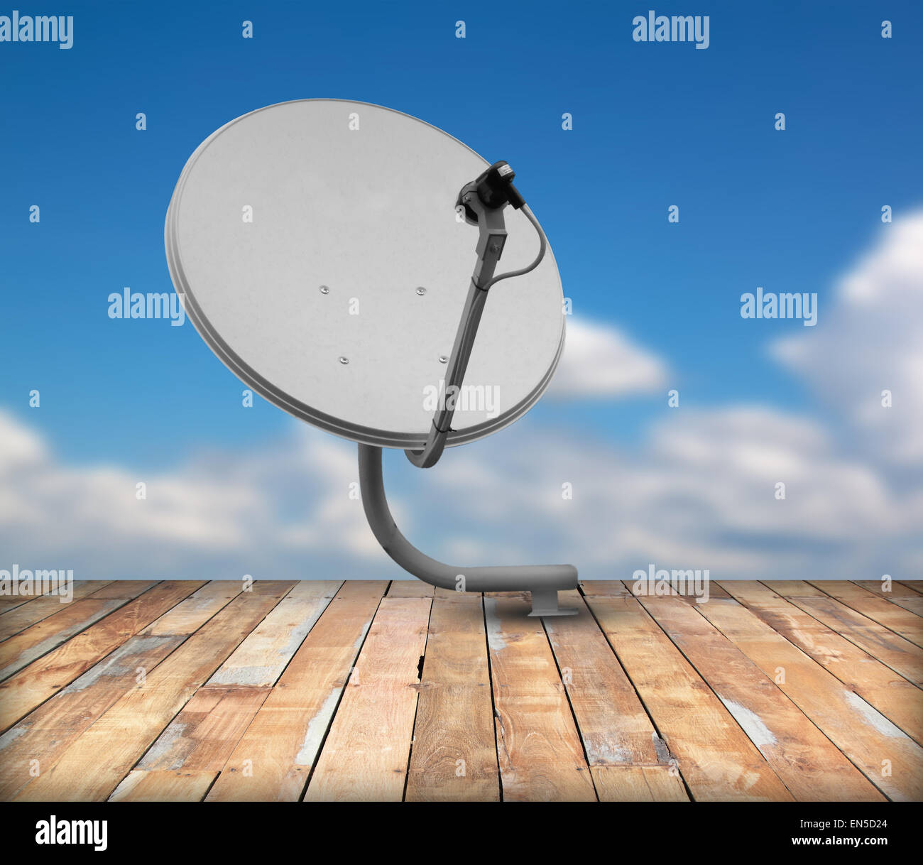 Canales satelitales fotografías e imágenes de alta resolución - Alamy