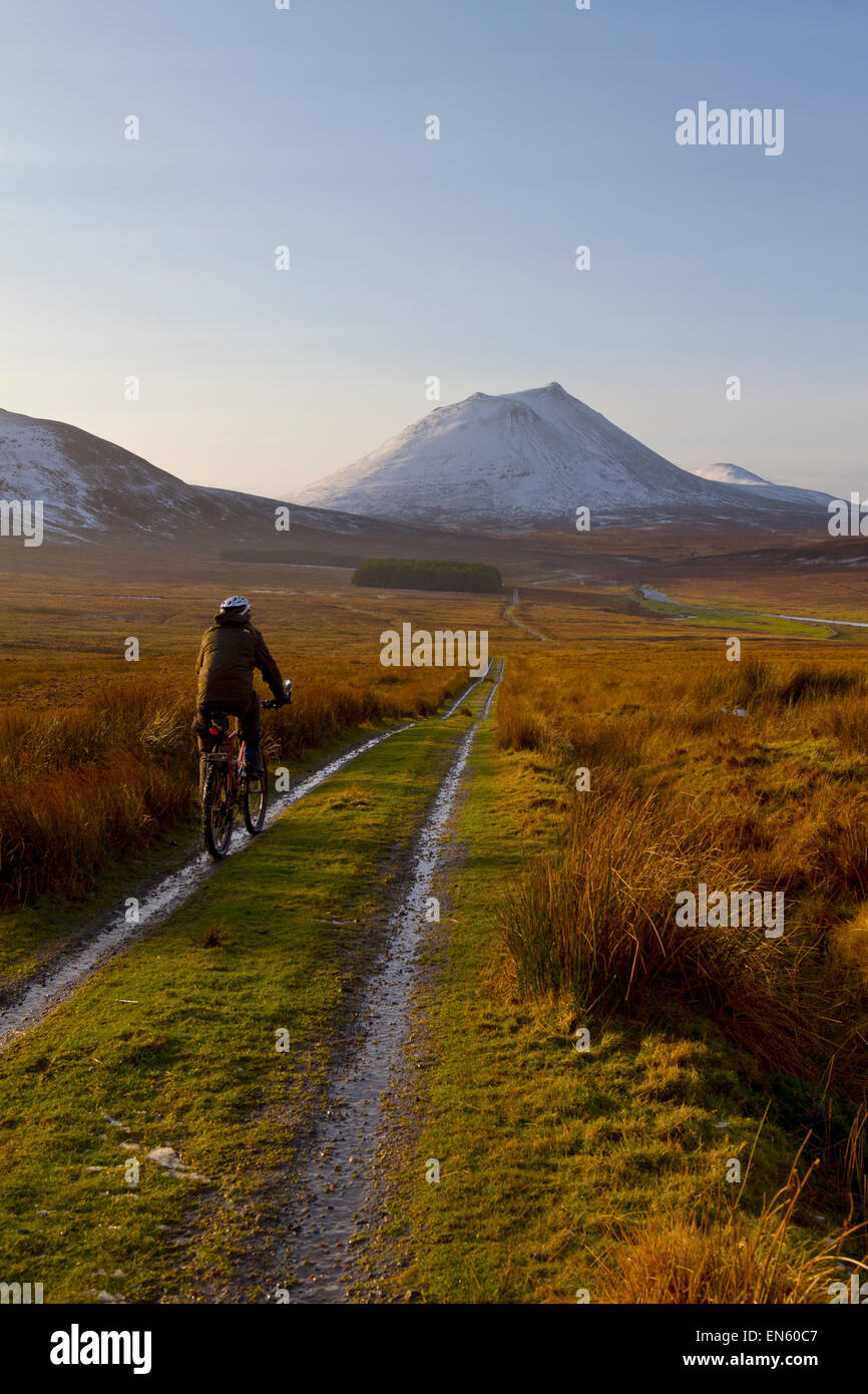 Pista de ciclismo en Caithness, en el norte de Escocia Foto de stock