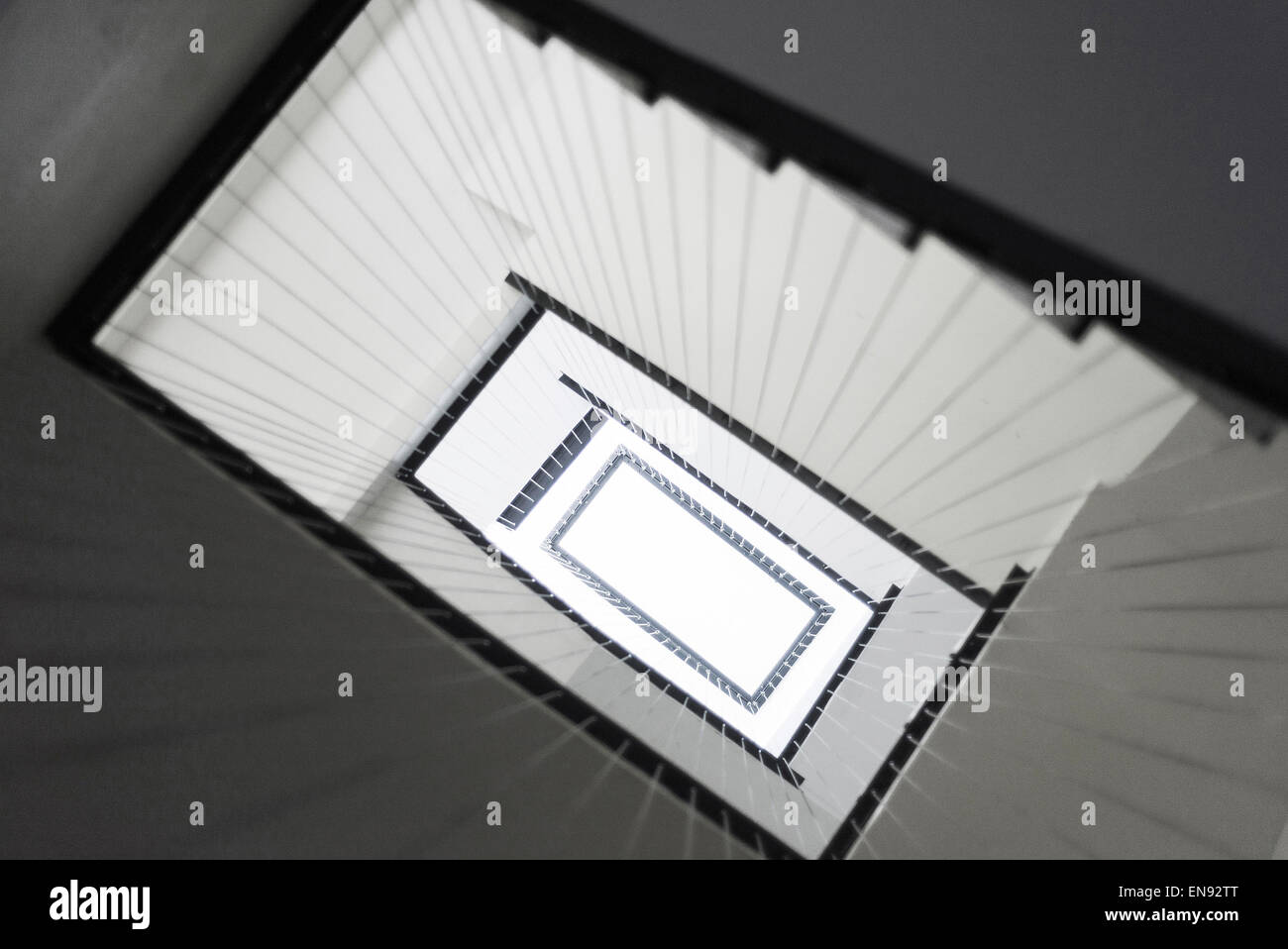 La arquitectura moderna estilo minimalista escalera interior composición abstracta Foto de stock
